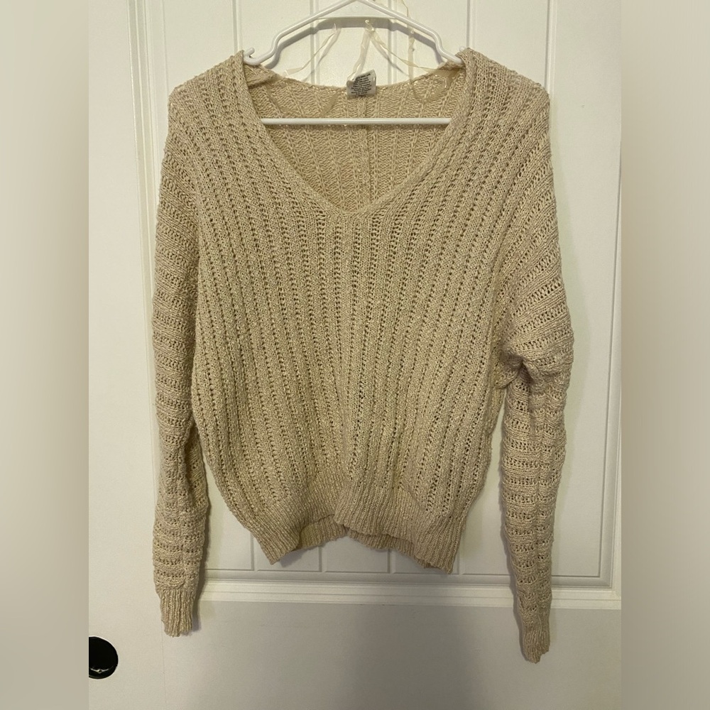 Essentials by Full Tilt XS Cream Sweater